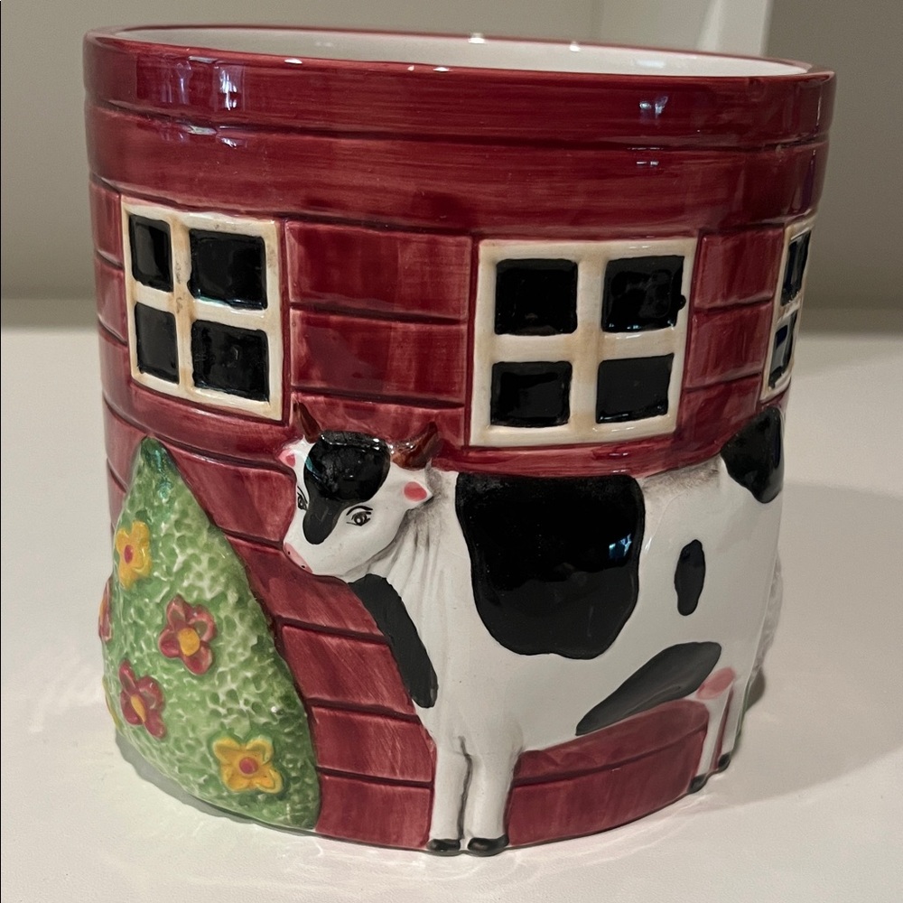 Pacific RIM Charming Red Barn Cow Planter